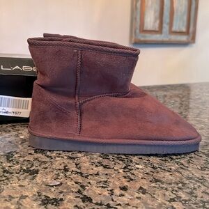 C label cupcake brown booties NIB 8